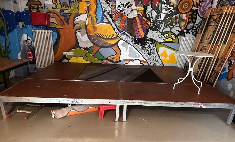 Bühnenplatten